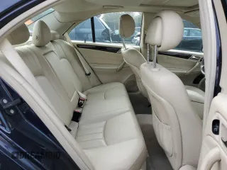 2007 Mercedes-Benz C 280 Luxury z VIN WDBRF92H87F900583, wystawiony jako Copart lot #84781174 z przebiegiem 164 003 mil mil oraz Czysty tytuł • Clean title. Historia ofert i sprzedaży dostępna na DreamBid. Obrazek 10.