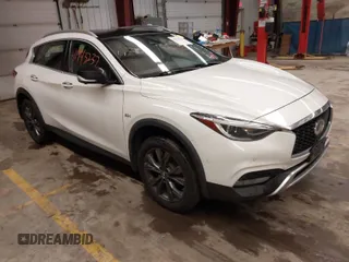 2019 Infiniti QX30 Luxe z VIN SJKCH5CR6KA008658, wystawiony jako IAAI lot #41943237 z przebiegiem 88 704 mil mil oraz . Historia ofert i sprzedaży dostępna na DreamBid. Obrazek 1.