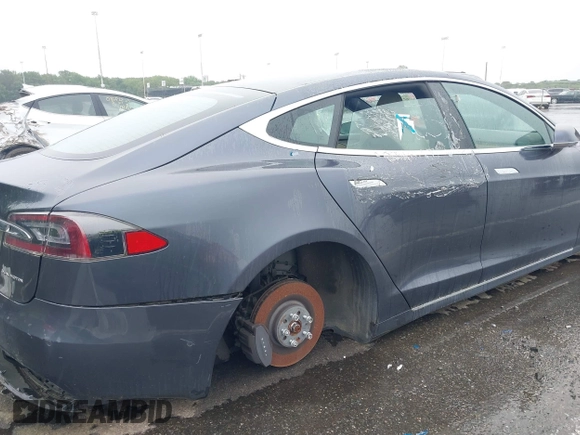 2020 Tesla Model S Long Range с VIN 5YJSA1E21LF413251, выставлен на аукционе IAAI как лот 42350131 с пробегом 16 427 миль миль и . История ставок и продаж доступна на DreamBid. Изображение 19.