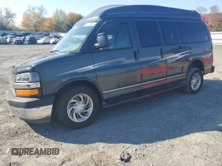 2005 Chevrolet Express Cargo Van YF7 Upfitter with VIN 1GBFG15T451209911, listed as a Copart auction lot 77113804 with 165,278 mi miles and Salvage Title. Bid and sale history available at carsss.com. Image 1.