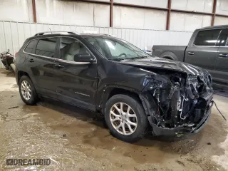 2016 Jeep Cherokee Altitude with VIN 1C4PJMCB0GW298833, listed as a Copart auction lot 87647145 with 169,899 mi miles and Clean Title. Bid and sale history available at carsss.com. Image 4.