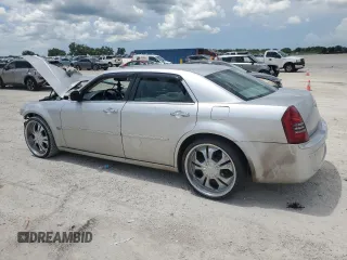 2006 Chrysler 300 C with VIN 2C3LA63H86H319542, listed as a Copart auction lot 63530194 with 167,288 mi miles and Salvage Title. Bid and sale history available at carsss.com. Image 2.