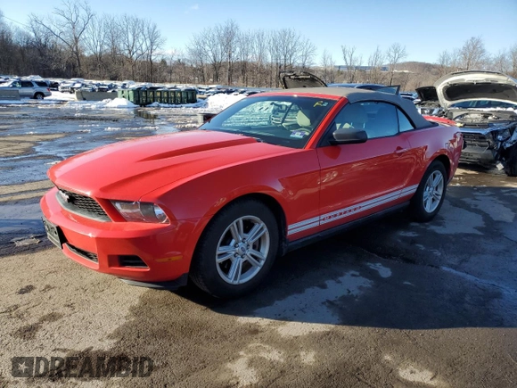 2011 Ford Mustang V6 with VIN 1ZVBP8EM2B5134834, listed as a Copart auction lot 44695685 with 34,104 mi miles and Salvage Title. Bid and sale history available at carsss.com. Image 1.