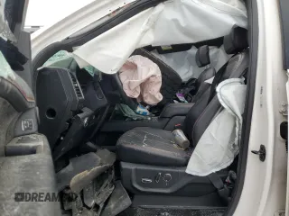 2019 Ford Expedition Limited z VIN 1FMJU2AT9KEA80767, wystawiony jako Copart lot #82147464 z przebiegiem Nie podano mil oraz Szkoda całkowita • Salvage title. Historia ofert i sprzedaży dostępna na DreamBid. Obrazek 7.