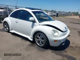 1999 Volkswagen Beetle GLS with VIN 3VWCC21C9XM451389, listed as a IAAI auction lot 42542673 with 162,062 mi miles and . Bid and sale history available at DreamBid. Image 1.