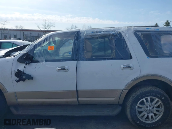 2014 Ford Expedition King Ranch z VIN 1FMJU1J51EEF14986, wystawiony jako IAAI lot #41770090 z przebiegiem Nie podano mil oraz . Historia ofert i sprzedaży dostępna na DreamBid. Obrazek 14.