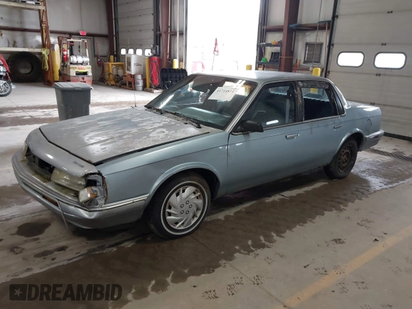 1994 Oldsmobile Cutlass Ciera S z VIN 1G3AG55M1R6384518, wystawiony jako IAAI lot #41714821 z przebiegiem 108 397 mil mil oraz . Historia ofert i sprzedaży dostępna na DreamBid. Obrazek 2.