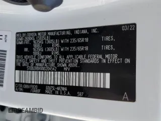 2022 Toyota Highlander LE with VIN 5TDBZRBHXNS204542, listed as a Copart auction lot 56551225 with 71,135 mi miles and Salvage title. Bid and sale history available at DreamBid. Image 14.