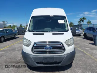 2018 Ford Transit Cargo с VIN 1FTBW3XG0JKA74049, выставлен на аукционе IAAI как лот 42607175 с пробегом 79 297 миль миль и . История ставок и продаж доступна на DreamBid. Изображение 12.