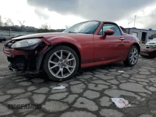 2015 Mazda MX-5 Miata Grand Touring z VIN JM1NC2PF8F0240439, wystawiony jako Copart lot #79513224 z przebiegiem 121 540 mil mil oraz Szkody całkowita. Historia ofert i sprzedaży dostępna na DreamBid. Obrazek 1.