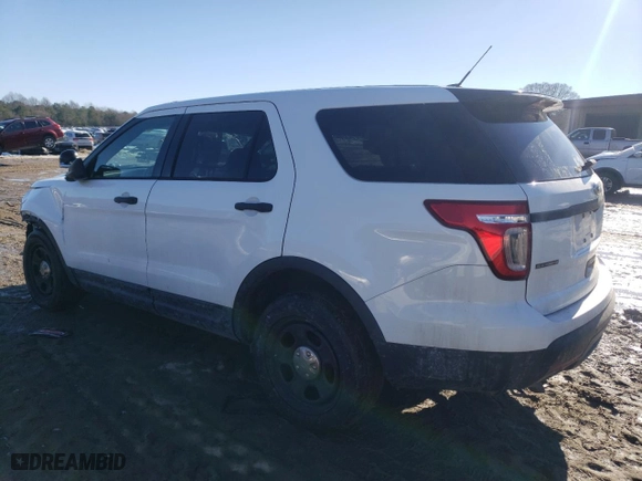 2015 Ford Utility Police Interceptor with VIN 1FM5K8AR8FGB20426, listed as a Copart auction lot 87874625 with 133,192 mi miles and Salvage Title. Bid and sale history available at carsss.com. Image 2.