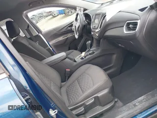 2020 Chevrolet Equinox LT with VIN 2GNAXJEV4L6285556, listed as a IAAI auction lot 42075309 with 28,268 mi miles and . Bid and sale history available at DreamBid. Image 5.