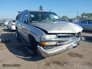 2004 Chevrolet Tahoe LS with VIN 1GNEC13T64J282970, listed as a IAAI auction lot 41879458 with 205,952 mi miles. Bid and sale history available at carsss.com. Image 1.
