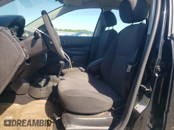 2007 Ford Focus S with VIN 1FAFP37N87W241746, listed as a Copart auction lot 78932144 with 206,746 mi miles and Salvage Title. Bid and sale history available at carsss.com. Image 7.