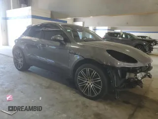 2016 Porsche Macan S with VIN WP1AB2A58GLB55584, listed as a Copart auction lot 54788575 with 67,234 mi miles and Salvage title. Bid and sale history available at DreamBid. Image 4.