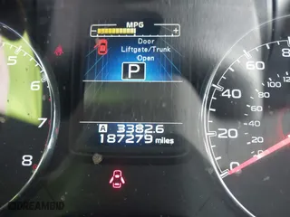 2013 Subaru Outback 3.6R Limited with VIN 4S4BRDSC9D2202032, listed as a IAAI auction lot 41787377 with 187,279 mi miles. Bid and sale history available at carsss.com. Image 15.