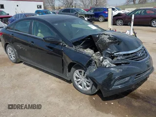 2011 Hyundai Sonata GLS PZEV with VIN 5NPEB4AC4BH016112, listed as a IAAI auction lot 41994413 with 80,301 mi miles. Bid and sale history available at carsss.com. Image 1.