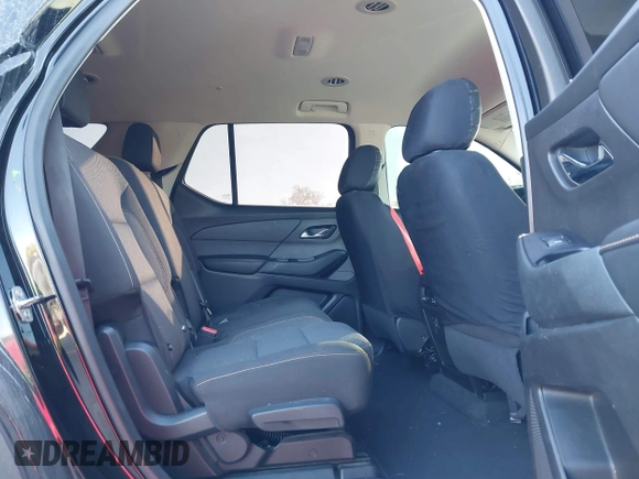 2019 Chevrolet Traverse LS with VIN 1GNERFKWXKJ198719, listed as a IAAI auction lot 40668986 with 99,917 mi miles. Bid and sale history available at carsss.com. Image 8.