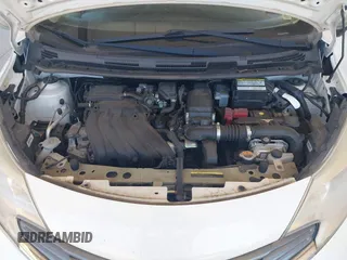 2015 Nissan Note S z VIN 3N1CE2CP8FL430215, wystawiony jako IAAI lot #42673875 z przebiegiem 68 379 mil mil oraz . Historia ofert i sprzedaży dostępna na DreamBid. Obrazek 10.