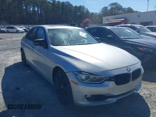 2014 BMW 3 Series 335i xDrive with VIN WBA3B9G52ENR91044, listed as a IAAI auction lot 41807408 with 200,000 mi miles and . Bid and sale history available at carsss.com. Image 1.