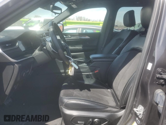 2022 Jeep Grand Cherokee Laredo z VIN 1C4RJHAG2N8615818, wystawiony jako Copart lot #49892855 z przebiegiem 30 711 mil mil oraz Szkoda całkowita • Salvage title. Historia ofert i sprzedaży dostępna na DreamBid. Obrazek 7.