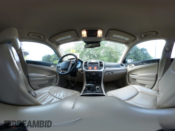 2014 Chrysler 300 z VIN 2C3CCAAG0EH376548, wystawiony jako IAAI lot #42288324 z przebiegiem 158 089 mil mil oraz . Historia ofert i sprzedaży dostępna na DreamBid. Obrazek 18.