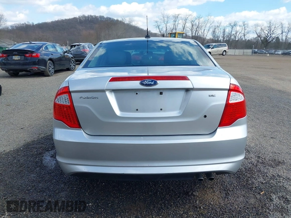 2011 Ford Fusion SE with VIN 3FAHP0HA8BR273529, listed as a IAAI auction lot 41890616 with 85,486 mi miles. Bid and sale history available at carsss.com. Image 16.