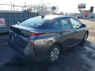 2017 Toyota Prius Two с VIN JTDKARFUXH3535139, выставлен на аукционе IAAI как лот 41336183 с пробегом 129 362 миль миль и . История ставок и продаж доступна на DreamBid. Изображение 4.