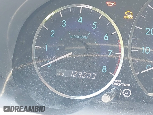 2010 Toyota Sienna XLE with VIN 5TDYK4CC3AS316002, listed as a IAAI auction lot 42138246 with 123,203 mi miles. Bid and sale history available at carsss.com. Image 15.