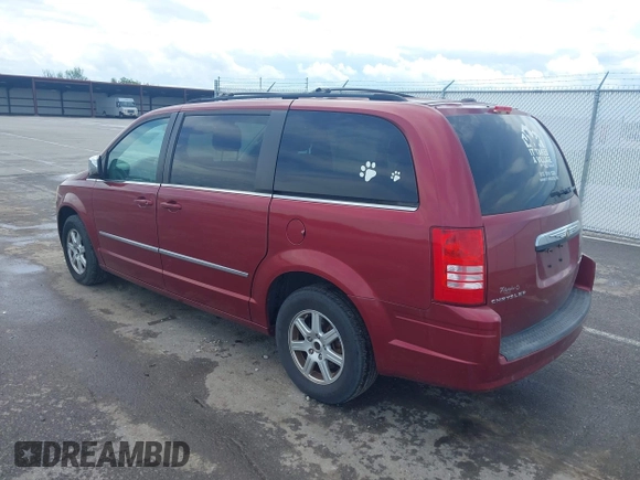 2010 Chrysler Town & Country Touring Plus with VIN 2A4RR8D13AR423431, listed as a IAAI auction lot 42156947 with 192,433 mi miles. Bid and sale history available at carsss.com. Image 3.