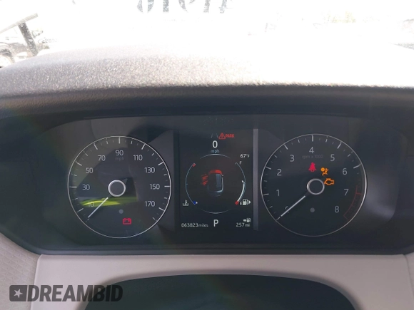 2020 Land Rover Range Rover Velar R-Dynamic S z VIN SALYK2EX4LA272072, wystawiony jako IAAI lot #41910957 z przebiegiem 63 823 mil mil oraz . Historia ofert i sprzedaży dostępna na DreamBid. Obrazek 7.