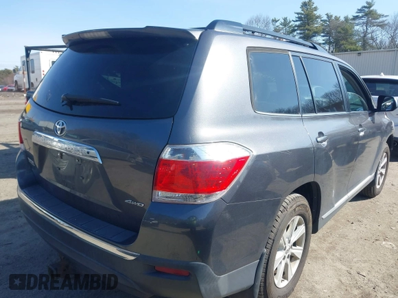 2012 Toyota Highlander with VIN 5TDBK3EH7CS166357, listed as a IAAI auction lot 41928311 with 112,146 mi miles and . Bid and sale history available at DreamBid. Image 4.