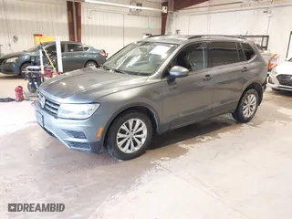 2018 Volkswagen Tiguan S with VIN 3VV1B7AX7JM106531, listed as a IAAI auction lot 41668403 with 119,885 mi miles. Bid and sale history available at carsss.com. Image 18.