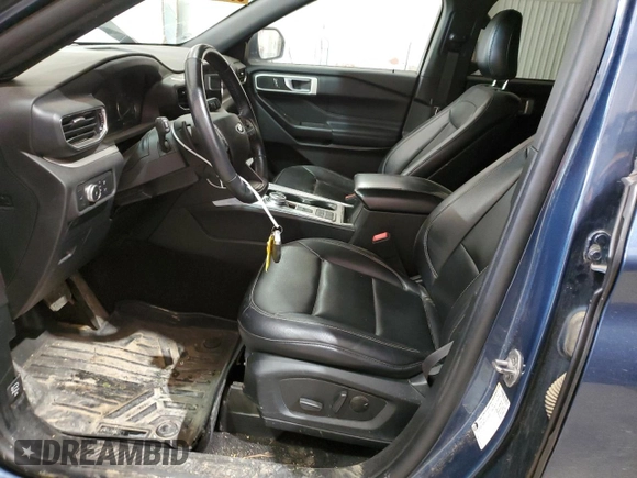 2020 Ford Explorer XLT with VIN 1FMSK7DH6LGA48394, listed as a Copart auction lot 50822015 with 102,575 mi miles and Salvage Title. Bid and sale history available at carsss.com. Image 7.