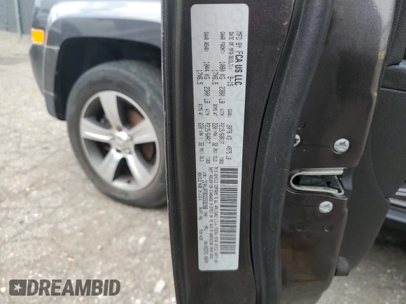 2016 Jeep Patriot Latitude with VIN 1C4NJRFB2GD532286, listed as a Copart auction lot 62236825 with 127,413 mi miles and Clean title. Bid and sale history available at DreamBid. Image 13.