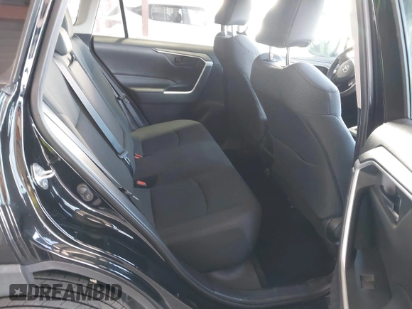 2021 Toyota RAV4 LE with VIN 2T3F1RFV1MC195589, listed as a IAAI auction lot 42509900 with 61,671 mi miles and . Bid and sale history available at DreamBid. Image 8.