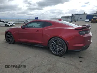 2023 Chevrolet Camaro ZL1 z VIN 1G1FK1R62P0159798, wystawiony jako Copart lot #47663395 z przebiegiem 8856 mil mil oraz Tytuł czysty. Historia ofert i sprzedaży dostępna na DreamBid. Obrazek 2.