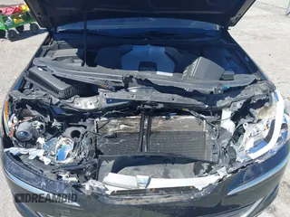 2013 Hyundai Genesis 3.8L with VIN KMHGC4DD7DU256396, listed as a IAAI auction lot 41839540 with 90,105 mi miles. Bid and sale history available at carsss.com. Image 10.