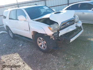 2006 Toyota 4Runner SR5 with VIN JTEBU14R560098877, listed as a IAAI auction lot 41722880 with 212,357 mi miles. Bid and sale history available at carsss.com. Image 1.