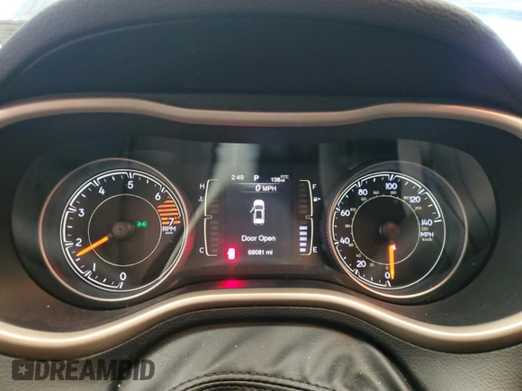 2017 Jeep Cherokee Latitude with VIN 1C4PJMCB2HW609258, listed as a Copart auction lot 59881055 with 69,081 mi miles and Salvage title. Bid and sale history available at DreamBid. Image 9.
