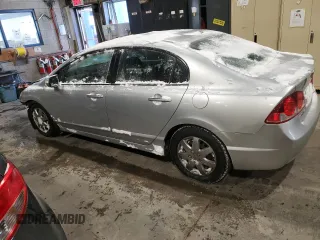 2008 Acura CSX Premium z VIN 2HHFD56718H202088, wystawiony jako Copart lot #43937255 z przebiegiem 84 961 mil mil oraz Szkoda całkowita • Salvage title. Historia ofert i sprzedaży dostępna na DreamBid. Obrazek 2.