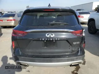 2019 Infiniti QX50 LUXE with VIN 3PCAJ5M10KF123447, listed as a Copart auction lot 39307983 with 63,727 mi miles. Bid and sale history available at carsss.com. Image 6.