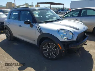 2012 MINI Countryman S with VIN WMWZC5C59CWL60076, listed as a IAAI auction lot 42078926 with 60,280 mi miles and . Bid and sale history available at DreamBid. Image 1.