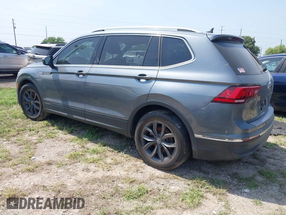 2023 Volkswagen Tiguan SE with VIN 3VVNB7AX2PM064599, listed as a IAAI auction lot 41923005 with Not provided miles and . Bid and sale history available at DreamBid. Image 14.