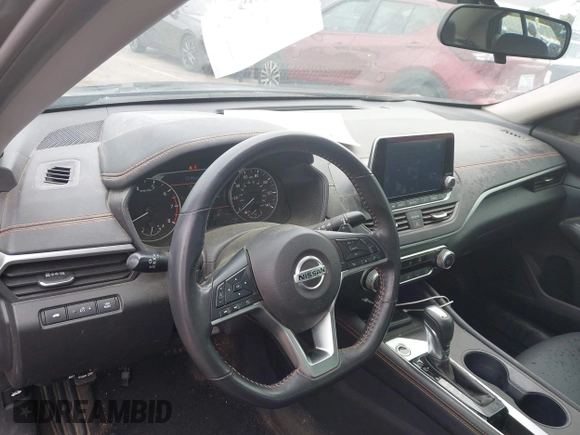 2022 Nissan Altima SR z VIN 1N4BL4CV0NN406553, wystawiony jako IAAI lot #42178905 z przebiegiem 43 138 mil mil oraz . Historia ofert i sprzedaży dostępna na DreamBid. Obrazek 17.