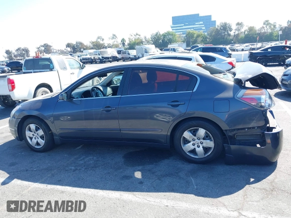 2008 Nissan Altima 2.5 SL with VIN 1N4AL21E18N447300, listed as a IAAI auction lot 40548669 with 178,745 mi miles. Bid and sale history available at carsss.com. Image 15.