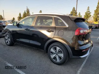 2019 Kia Niro EX with VIN KNDCC3LC9K5275576, listed as a Copart auction lot 88166035 with 76,190 mi miles and Salvage Title. Bid and sale history available at carsss.com. Image 2.