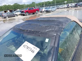2006 Chrysler Sebring Limited с VIN 1C3EL65R96N211737, выставлен на аукционе IAAI как лот 42707346 с пробегом Не указан миль и . История ставок и продаж доступна на DreamBid. Изображение 6.
