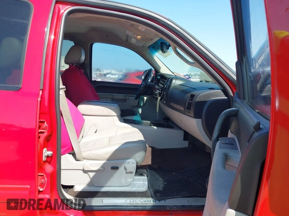 2011 Chevrolet Silverado 1500 LT with VIN 3GCPCSE00BG281371, listed as a IAAI auction lot 41993885 with 174,880 mi miles and . Bid and sale history available at DreamBid. Image 5.