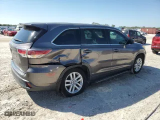 2016 Toyota Highlander LE with VIN 5TDZARFH5GS017910, listed as a Copart auction lot 47396115 with 145,625 mi miles and Salvage Title. Bid and sale history available at carsss.com. Image 3.